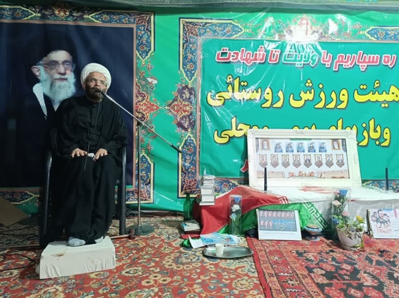 مراسم دهه اول ماه محرم با سخنرانی آزاده گرانقدر  و یادگار دوران دفاع مقدس حجت الاسلام و المسلمین احمد فراهانی در شهرستان ملایر