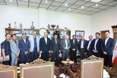 فوتبال همدان  در کانون توجه استاندار و رئیس فدراسیون
