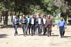 بازدید معاون وزیر ورزش و جوانان از طرح‌های ورزشی شهرستان نهاوند
