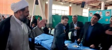 پاسخگویی مدیرکل ورزش و جوانان استان همدان در میز خدمت نماز جمعه