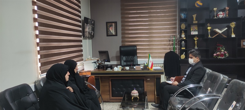 برگزاری جلسه هماهنگی برنامه‌های هفته زن در اسدآباد