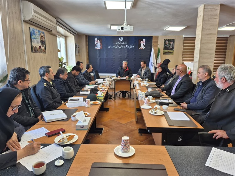 تاکید بر اجرای برنامه‌های محله‌محور در کمیته ورزشی ستاد گرامیداشت دهه مبارک فجر / افتتاح ۱۵ خانه ورزشی در سطح استان