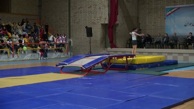 همایش بزرگ ژیمناستیک همدان با حضور پرشور خانواده‌ها و مسئولین