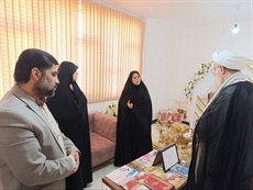 بازدید امام جمعه  شهرستان ملایر از مرکز همسان‌گزینی «رهروان فاطمی»