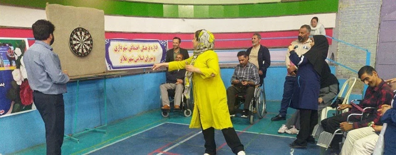 مسابقات دارت ویژه توانیابان گرامیداشت دهه کرامت در شهرستان ملایر