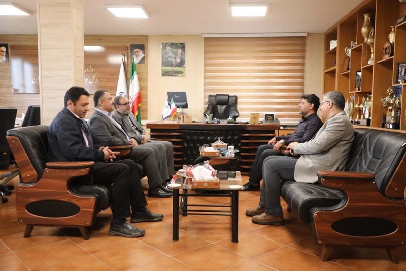 نشست همکاری میان مدیرکل املاک تملیکی و مدیرکل ورزش و جوانان همدان