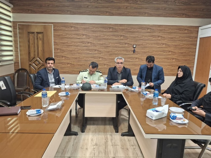 نشست هم‌اندیشی مسئولان ورزش استان همدان با مدیران باشگاه‌های خصوصی بانوان برگزار شد