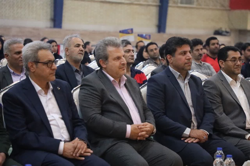 افتتاحیه چهارمین جشنواره ورزشی کارکنان دستگاه های تابعه وزارت اقتصاد در استان با حضور علی حقیقی