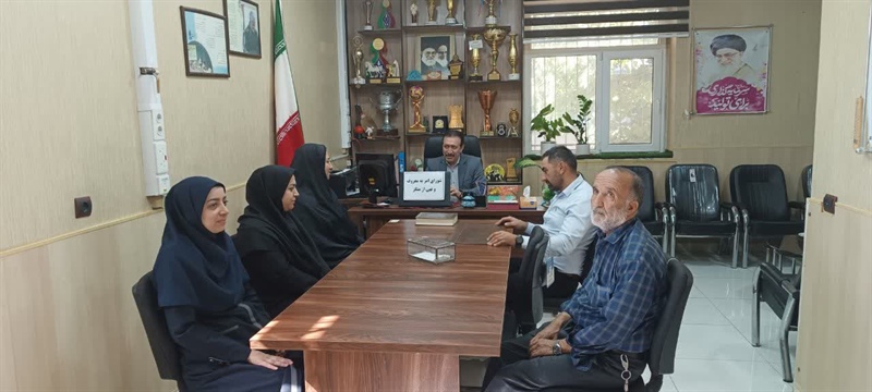 برگزاری جلسه شورای امر به معروف و نهی از منکر اداره ورزش و جوانان تویسرکان