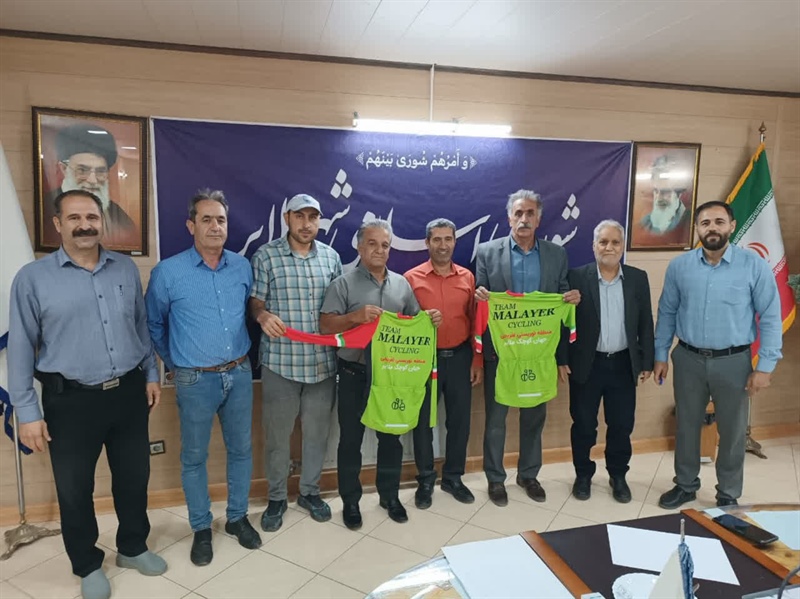 آیین رونمایی از پیراهن هیئت دوچرخه سواری شهرستان ملایر