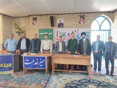 برپایی ایستگاه صلواتی و میز خدمت اداره ورزش و جوانان تویسرکان در هفته تربیت بدنی
