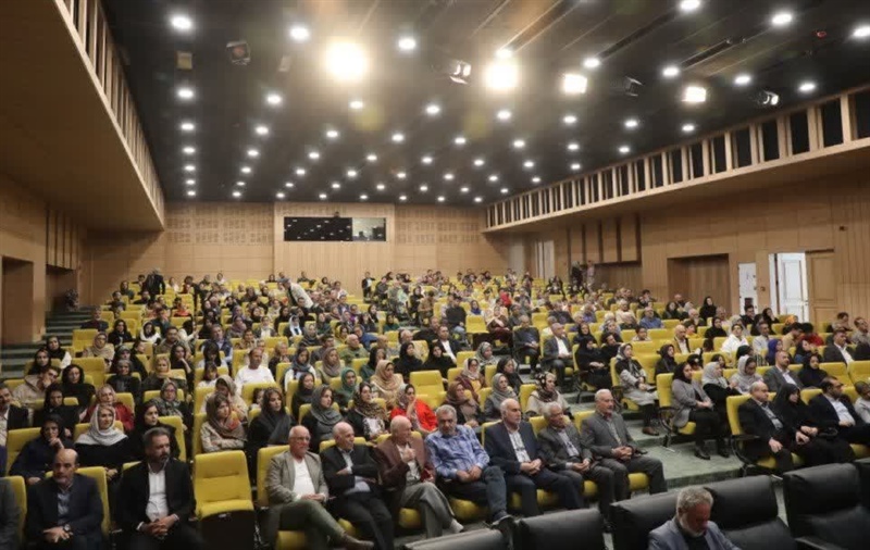 آئین تجلیل از خانواده بزرگ ورزش همگانی