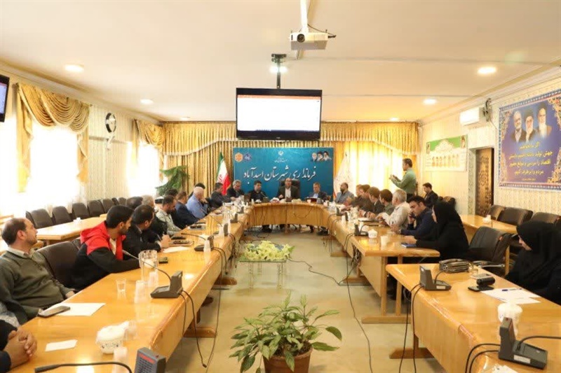 دیدار مدیرکل ورزش وجوانان استان با هیات های ورزشی اسدآباد