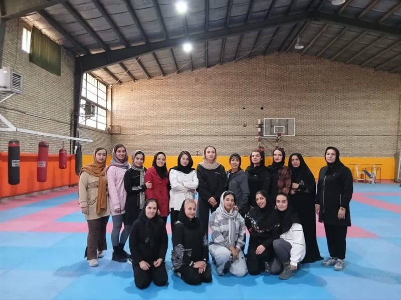 برگزاری دوره درجه ۳ مربیگری آمادگی جسمانی ویژه بانوان در همدان