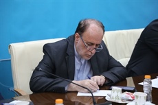 نایب رئیس مجلس: معرفی واقعیت‌های انقلاب بسیاری از مشکلات کشور را حل می‌کند