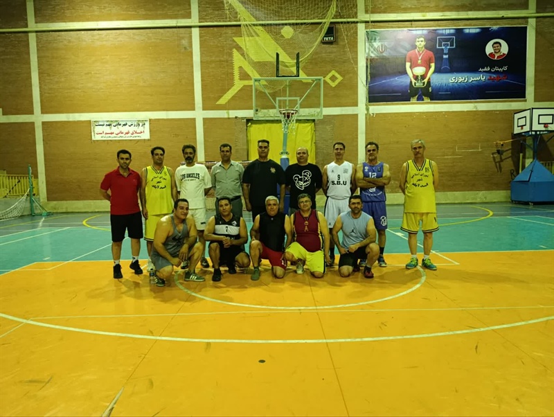 اولین جلسه تمرین پیشکسوتان بسکتبال اسدآباد برگزار شد