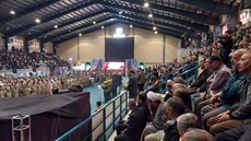 فضای سالن سه هزار نفری غدیر ملایر  معطر به عطر فاطمی و حضور شهیدان عزیز  گمنام شد