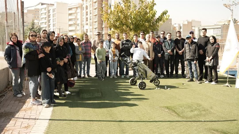 ‌برگزاری جشنواره ورزشی مینی گلف جهت کارمندان بانک ملی