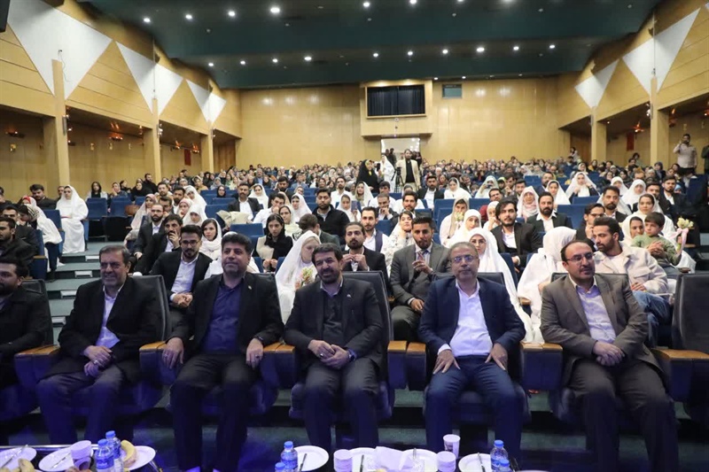 جشن روز جوان با طعم وصال؛ پیوند ۱۱۰ زوج جوان در همدان