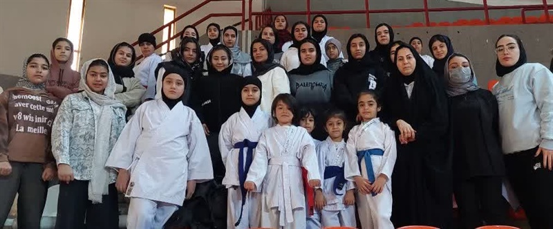 درخشش دختران ملایری در مسابقات قهرمانی کاراته بانوان غرب کشور