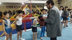 برگزاری جشن نیمه شعبان با حضور پرچم مطهر گنبد امام حسین(ع) در خانه ژیمناستیک همدان