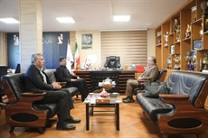 دیدار رئیس فدراسیون تیراندازی با کمان با مدیرکل ورزش و جوانان همدان