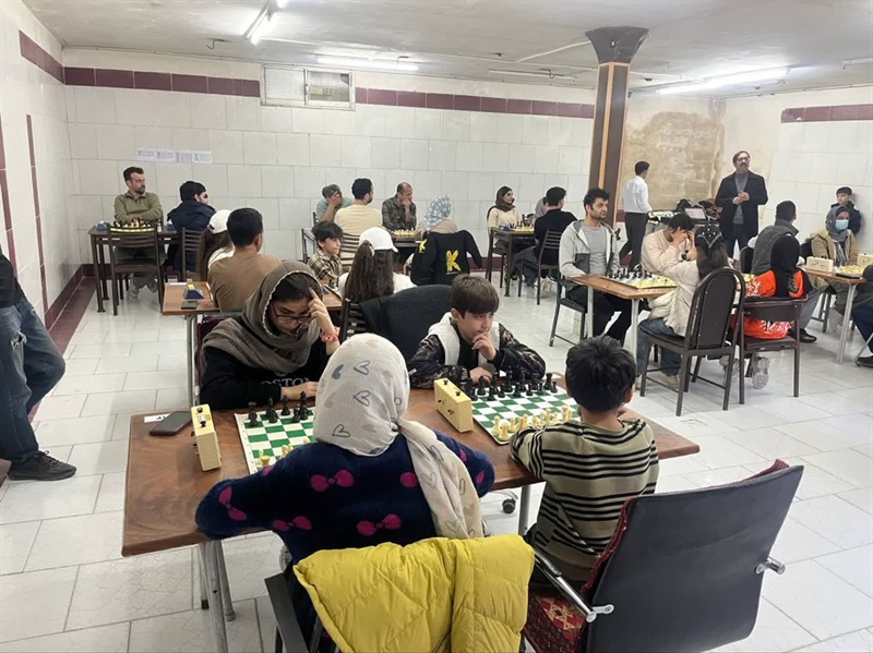 استقبال  پرشور شطرنج بازان لالجینی از مسابقات هفتگی