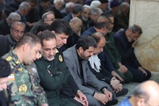 حضور مدیرکل ورزش و جوانان استان همدان در نماز عبادی‌ و سیاسی جمعه