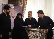 دیدار مدیرکل ورزش و جوانان استان با خانواده شهید ورزشکار محمد مهدی فرهادی رامین