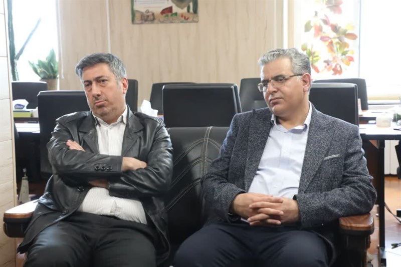 تأکید مدیرکل ورزش و جوانان بر قهرمان پروری در هیات ورزش های آبی