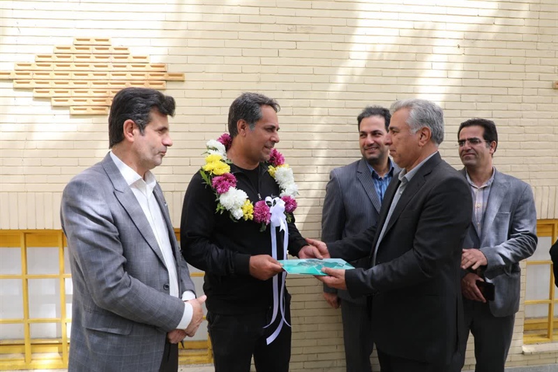 مراسم استقبال از داور بین المللی کبدی ساحلی برگزار شد