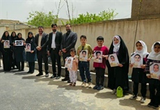 درختکاری رئیس اداره ورزش وجوانان کبودراهنگ به یاد رهبر شهیدوشهدای دانش آموزمدرسه شجره طیبه میناب