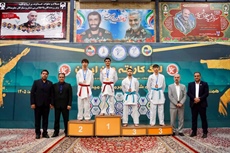 مدال آوران رقابت های کومیته جوانان وزن ۵۵_ کیلوگرم، لیگ کاراته وان ایران یادواره شهدای شجره طیبه میناب