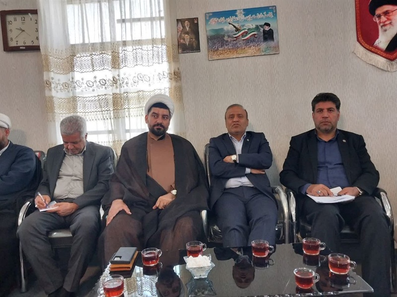 دیدار مدیر کل ورزش و جوانان با حجت الاسلام عبدالملکی امام جمعه جوکار