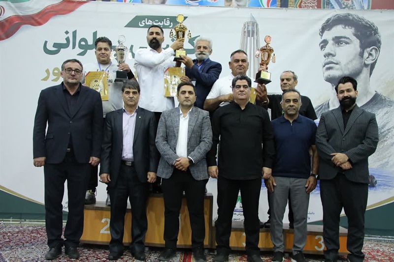 مازندران قهرمان رقابت‌های کشتی پهلوانی نوجوانان کشور شد