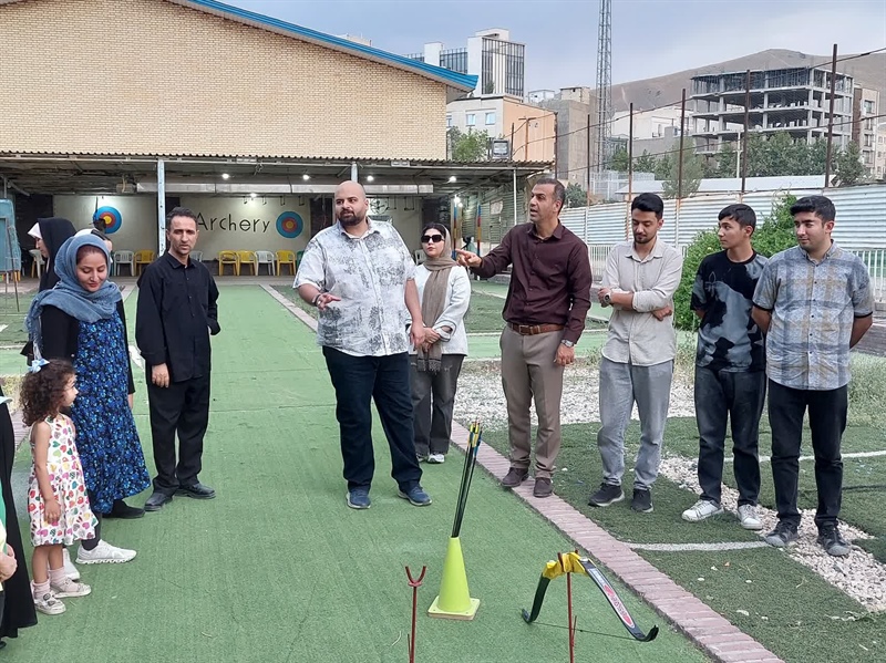 مسابقات تیراندازی با کمان ویژه خبرنگاران تسنیم همدان برگزار شد