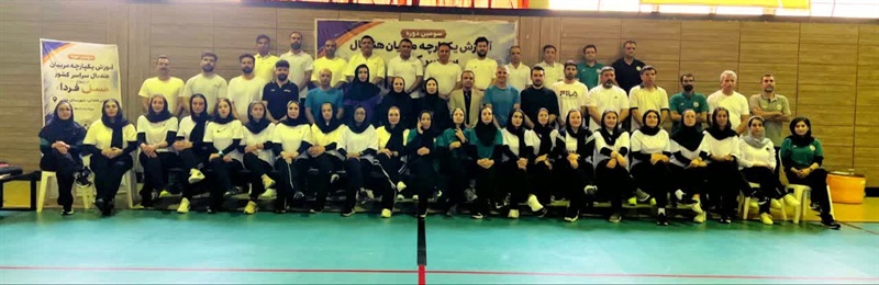 برگزاری آموزش یکپارچه مربیان هندبال سراسر کشور در استان همدان
