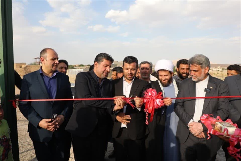 زمین چمن مینی‌فوتبال روستای چالو کبودراهنگ به بهره‌برداری رسید