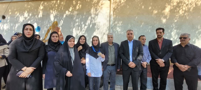 استقبال از طلاآور مسابقات کورس قزاقستان در همدان