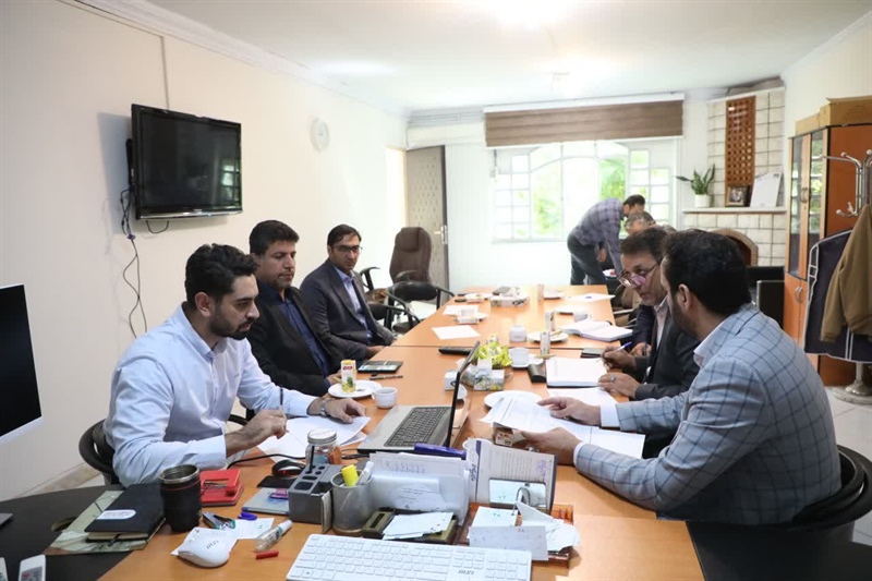 نشست کارگروه استانی داوری تسهیلات اشتغال‌زایی جوانان همدان برگزار شد
