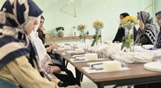 برگزاری دوره رایگان مهارت‌آموزی طراحی تابلو طلا ویژه جوانان در شهرستان فامنین