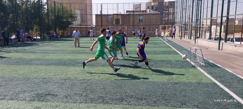 برگزاری مسابقات گل کوچک گرامیداشت هفته تربیت بدنی و ورزش در شهرستان ملایر