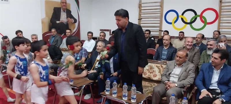 برگزاری همایش بزرگ ژیمناستیک در ملایر با حضور مسئولان و خانواده‌ها