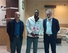 قهرمان نامدار المپیک و جهان وارد همدان شد