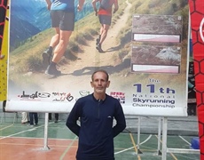 درخشش پیشکسوت ملایری در مسابقات قهرمانی دو و میدانی پیشکسوتان کشور