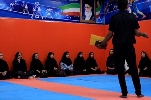 برگزاری دوره بازآموزی داوری کبدی درجه دو با حضور داوران شهرستان‌های مختلف استان همدان