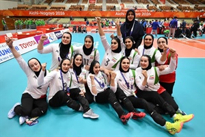 والیبال نشسته زنان نایب قهرمان بازی‌های پاراآسیایی شد؛ مدال نقره بر گردن زهرا نجاتی عارف